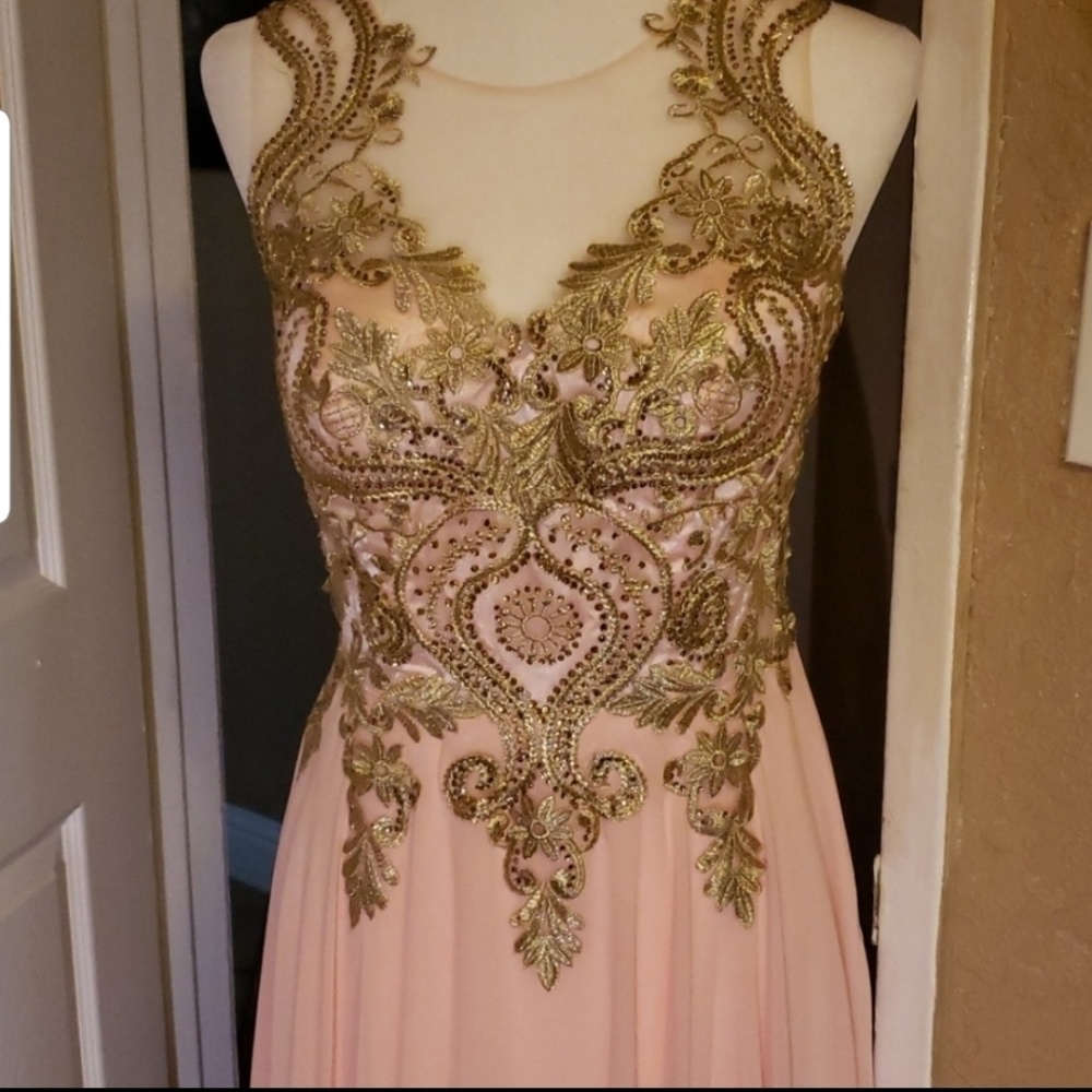 Gorgeous evening gown